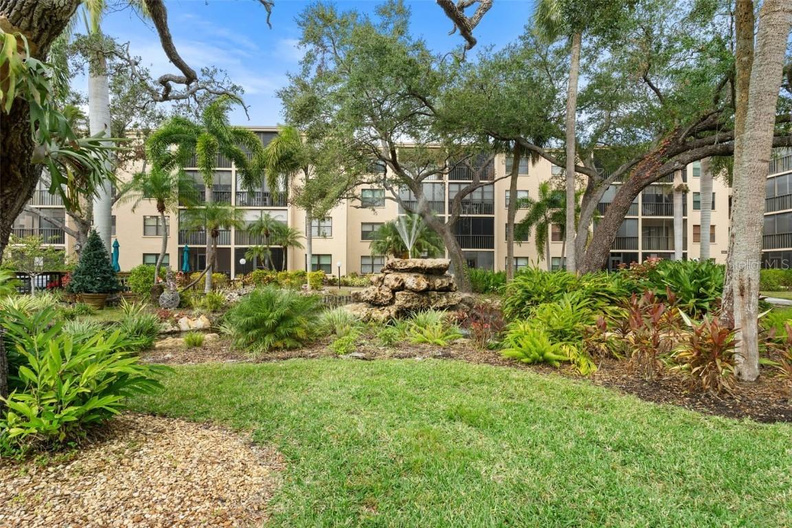 515 30th Ave #H410, Bradenton, FL 34205