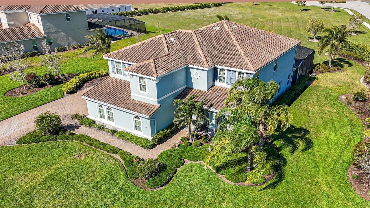 4702 Vasca Dr., Sarasota, FL 34240