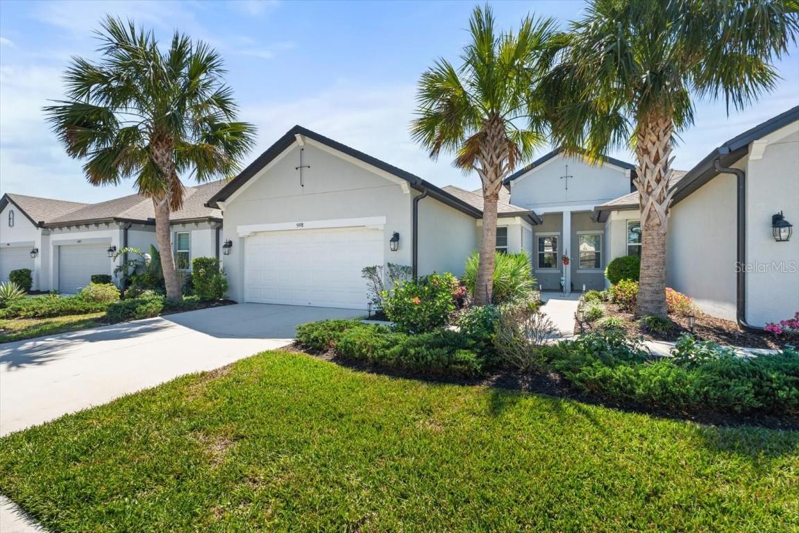 5998 Amberly Dr., Bradenton, FL 34208