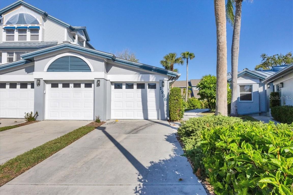 1239 Siesta Bayside Dr. #1239C, Sarasota, FL 34242