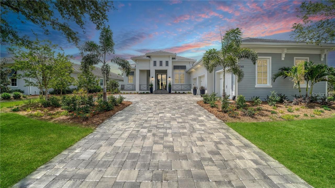 8348 Catamaran Cir., Lakewood Ranch, FL 34202
