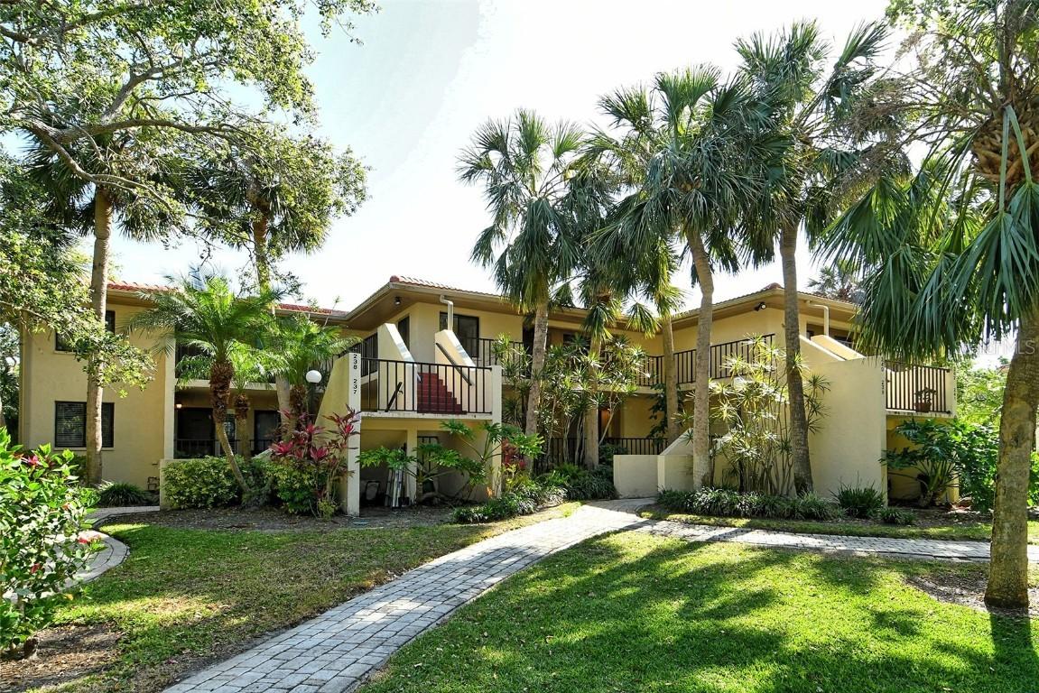 6450 Wild Oak Bay Blvd. #240, Bradenton, FL 34210