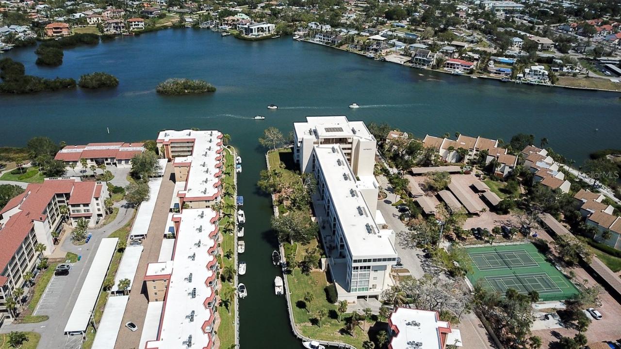 1250 N Portofino Dr. #201, Sarasota, FL 34242
