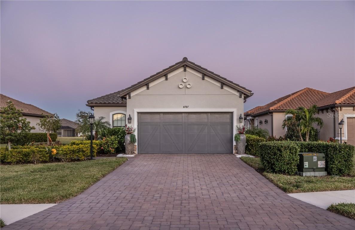 4747 Motta Ct., Bradenton, FL 34211