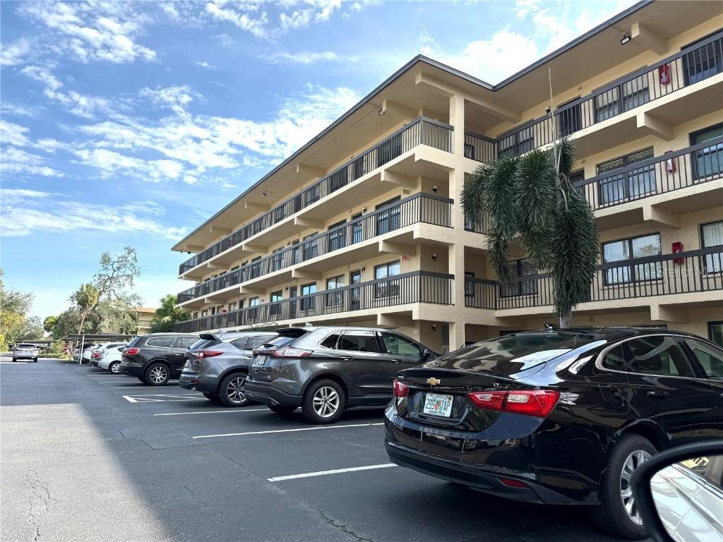 515 30th Ave. #H303, Bradenton, FL 34205