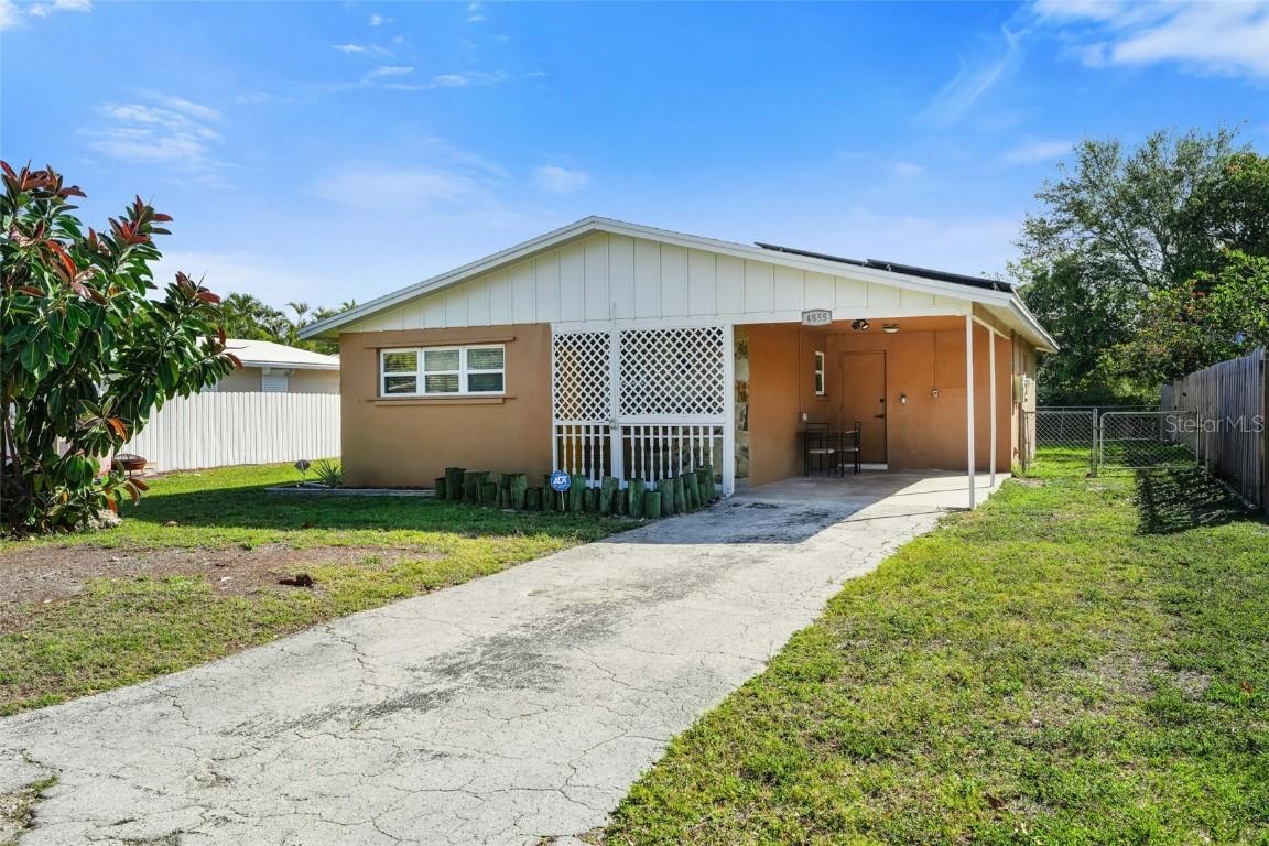 4855 West Dr., Fort Myers, FL 33907
