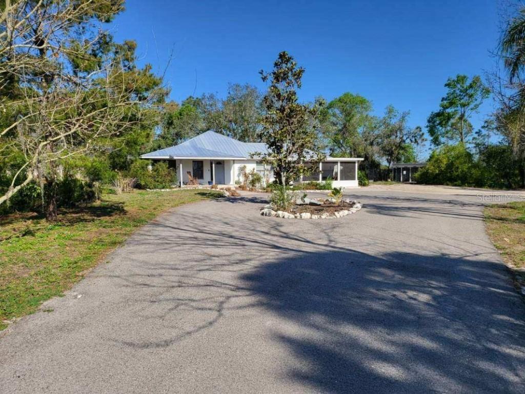 23905 44th Ave., Myakka City, FL 34251