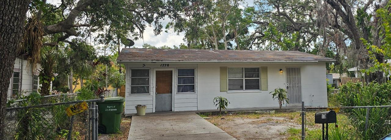 1778 23rd St., Sarasota, FL 34234
