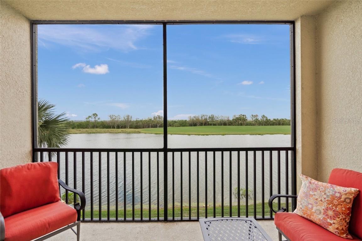 7015 River Hammock Dr. #204, Bradenton, FL 34212