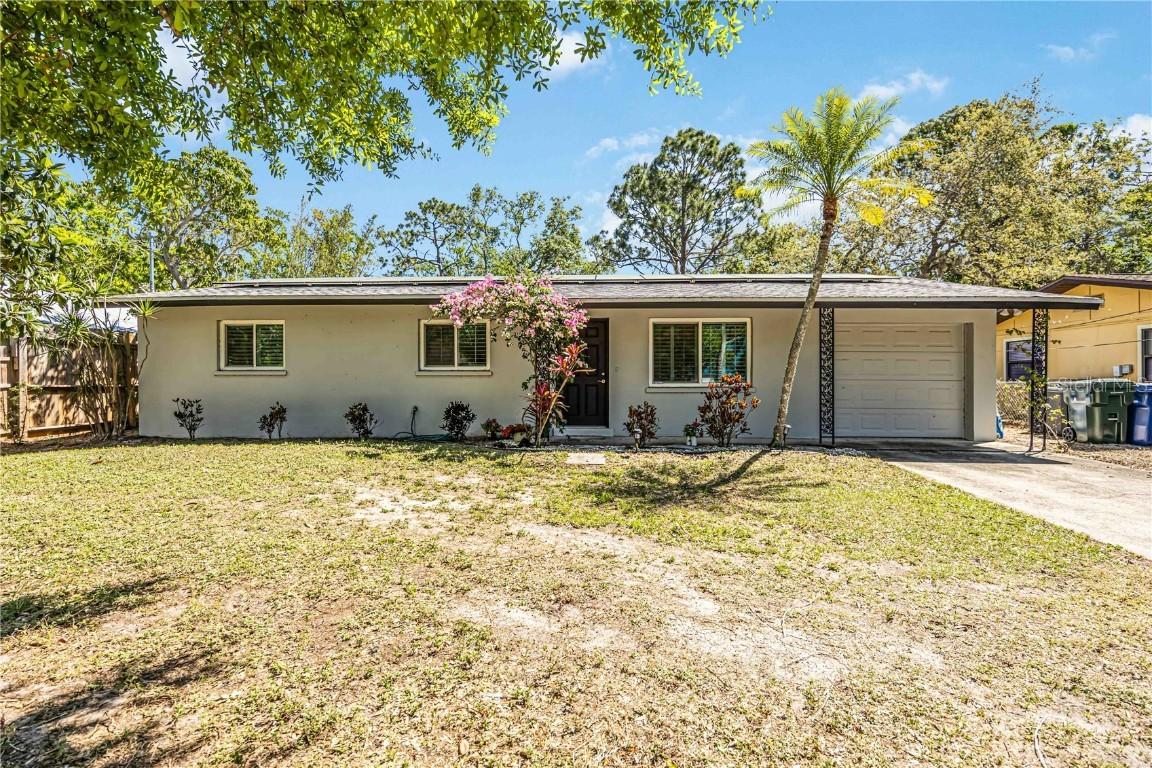 2409 Wells Ave., Sarasota, FL 34232