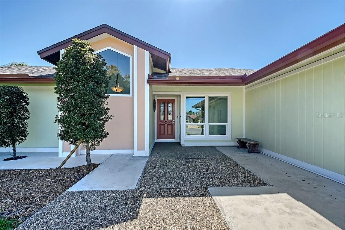 3704 Prairie Dunes Dr., Sarasota, FL 34238