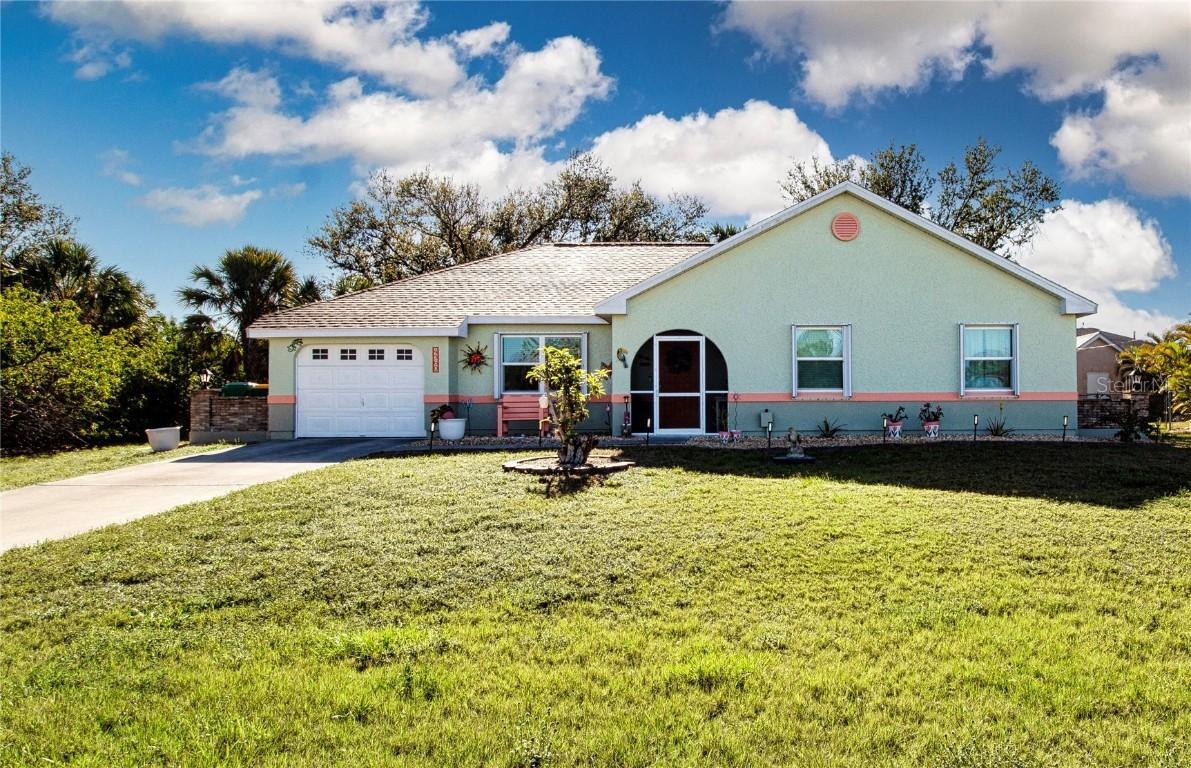 4360 Flamingo Blvd., Port Charlotte, FL 33948