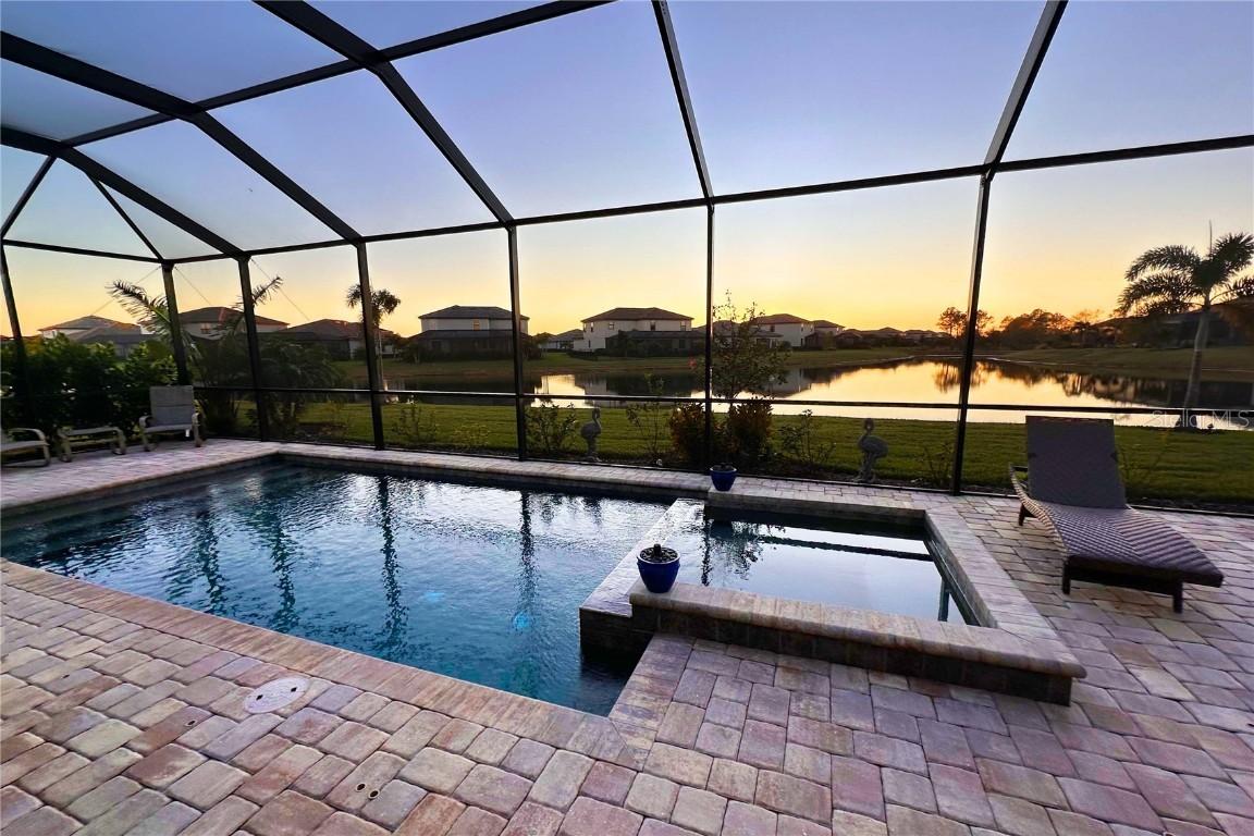 4820 Coastal Days Ln., Bradenton, FL 34211