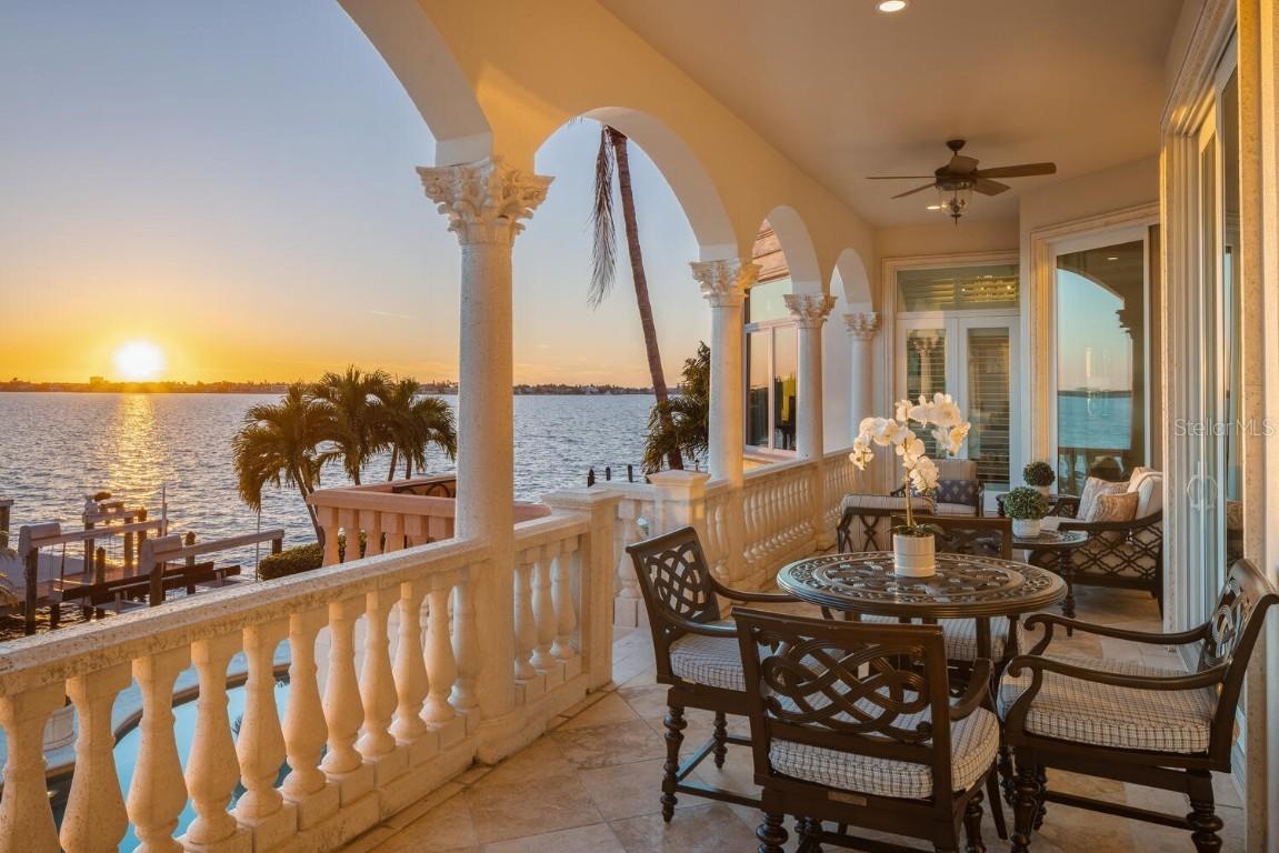 1378 Harbor Dr., Sarasota, FL 34239