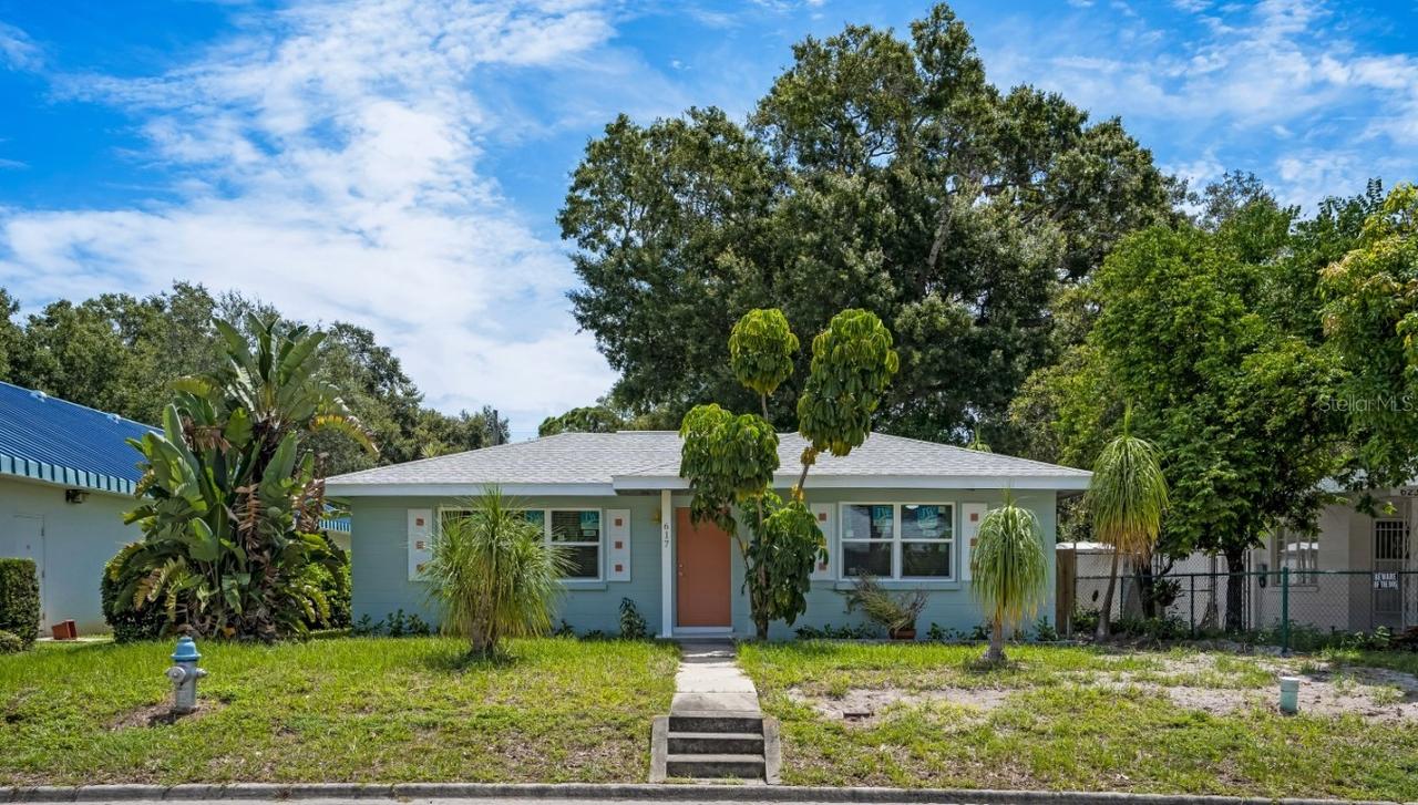617 26th St., Bradenton, FL 34205