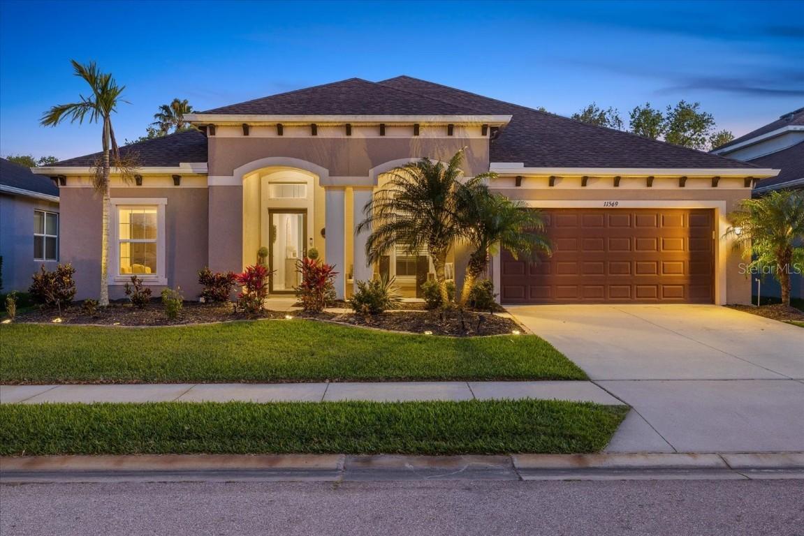 11569 11th Ave., Bradenton, FL 34212