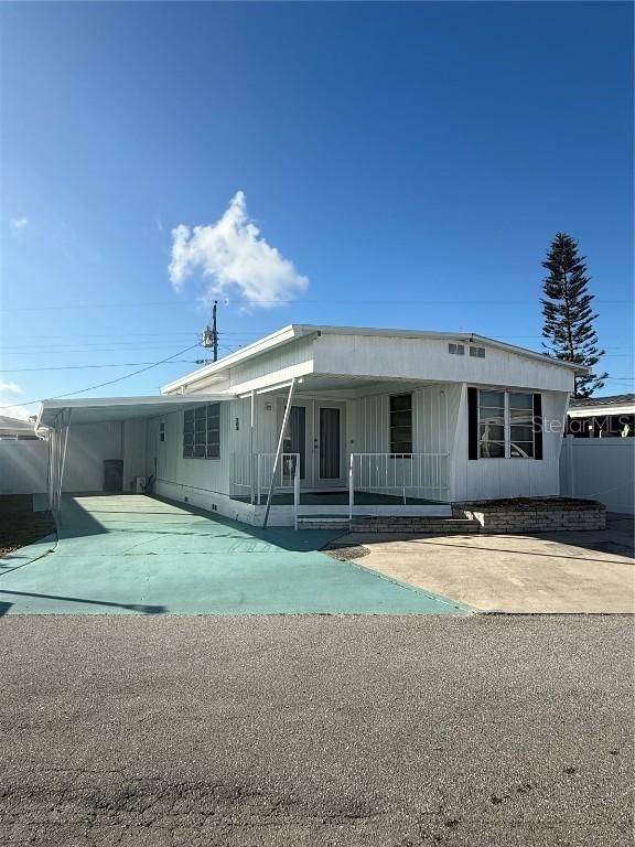 308 51st Avenue Dr., Bradenton, FL 34207