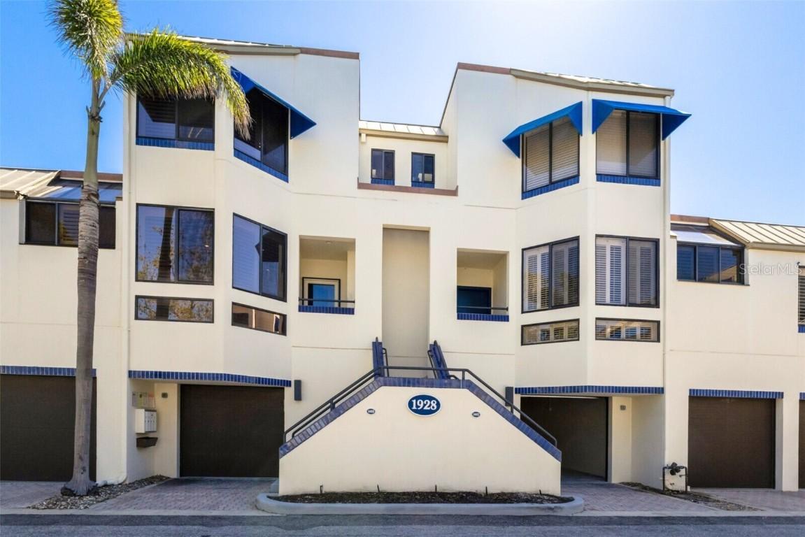1928 Harbourside Dr. #1403, Longboat Key, FL 34228
