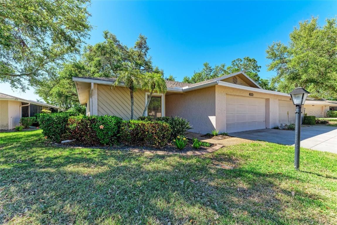 3549 Wilkinson Woods Dr. #38, Sarasota, FL 34231