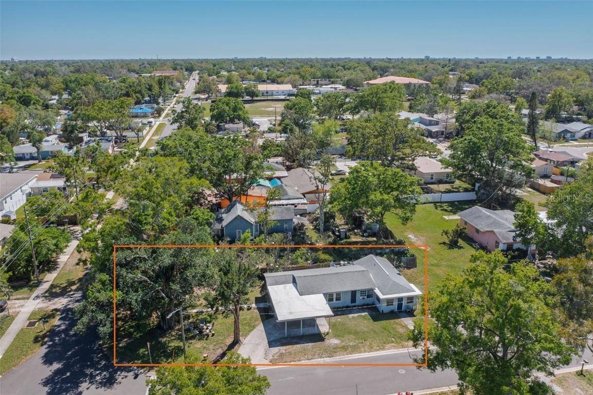 4390 43rd St., St Petersburg, FL 33714