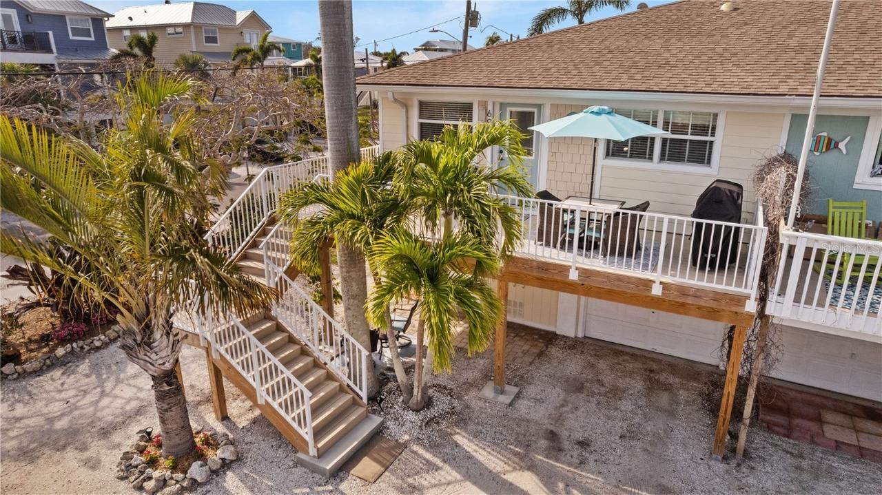 6925 Holmes Blvd., Holmes Beach, FL 34217