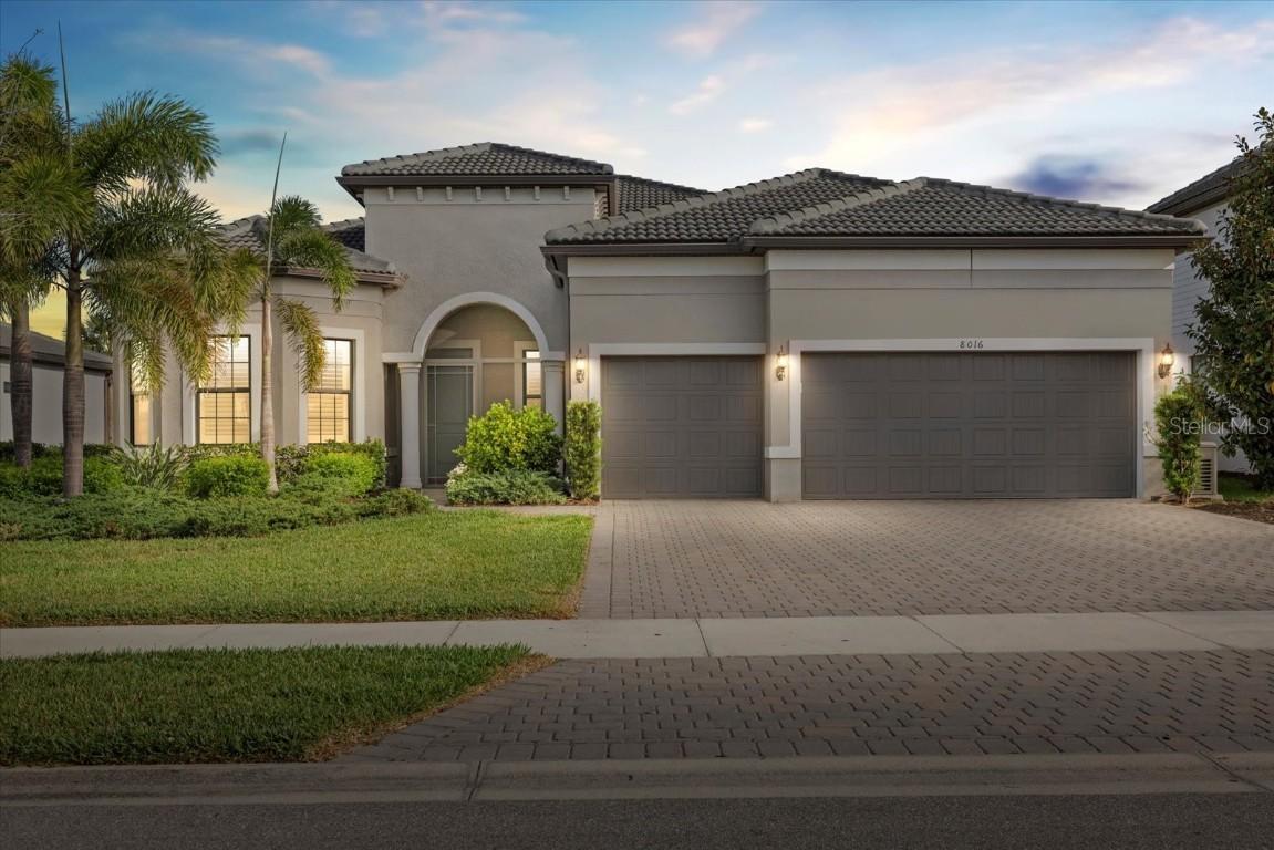 8016 Grande Shores Dr., Sarasota, FL 34240