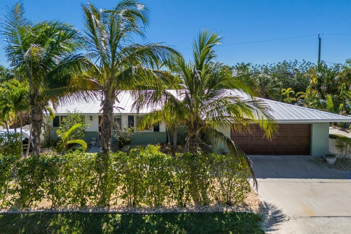 401 73rd St., Holmes Beach, FL 34217