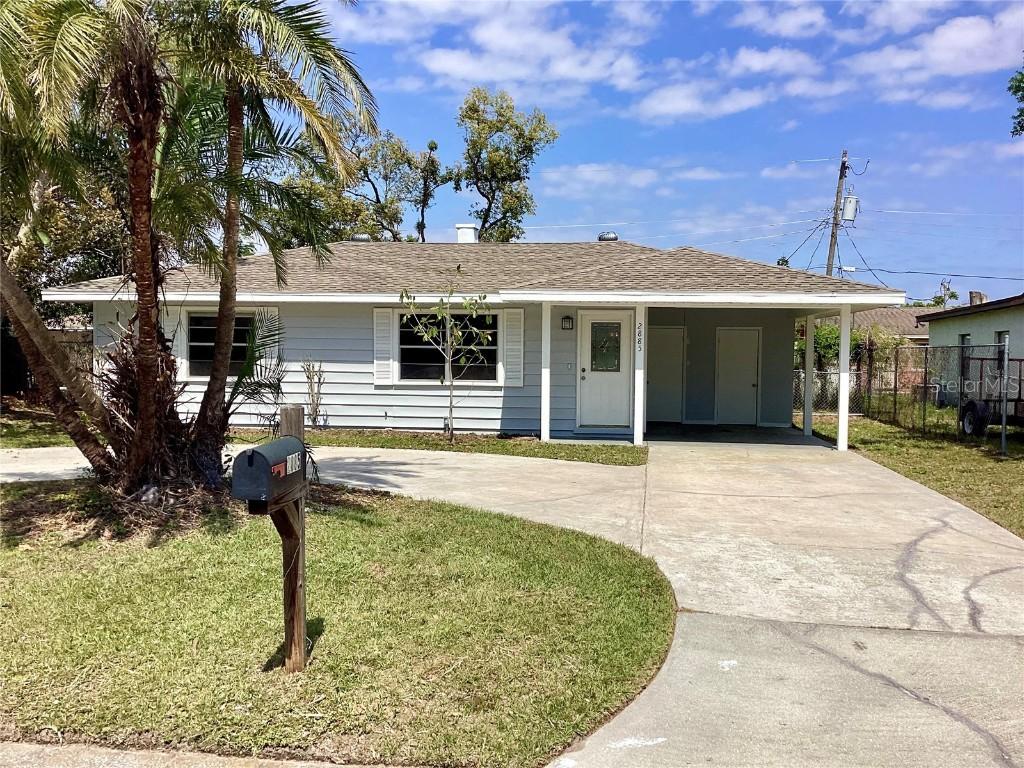 2885 Poplar St., Sarasota, FL 34237