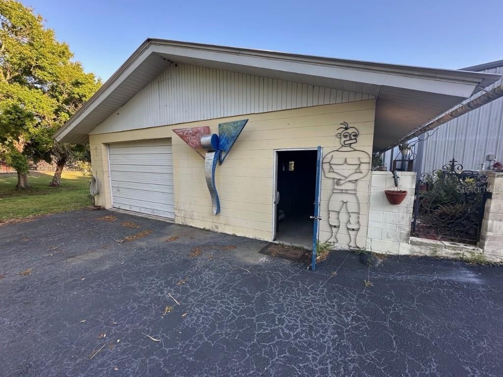 7036 Clark Rd., Sarasota, FL 34241
