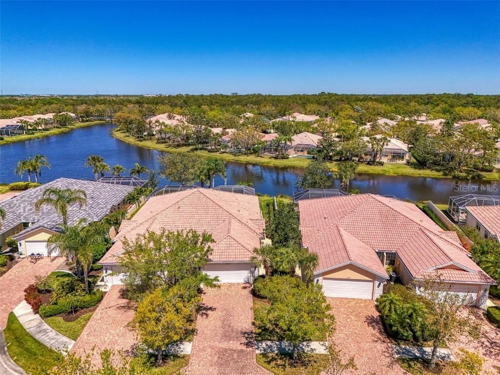 5816 Helicon Pl., Sarasota, FL 34238
