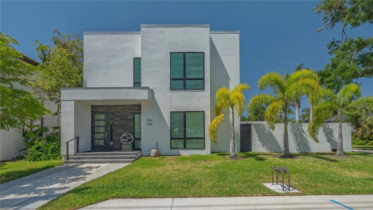 1755 7th St., Sarasota, FL 34236