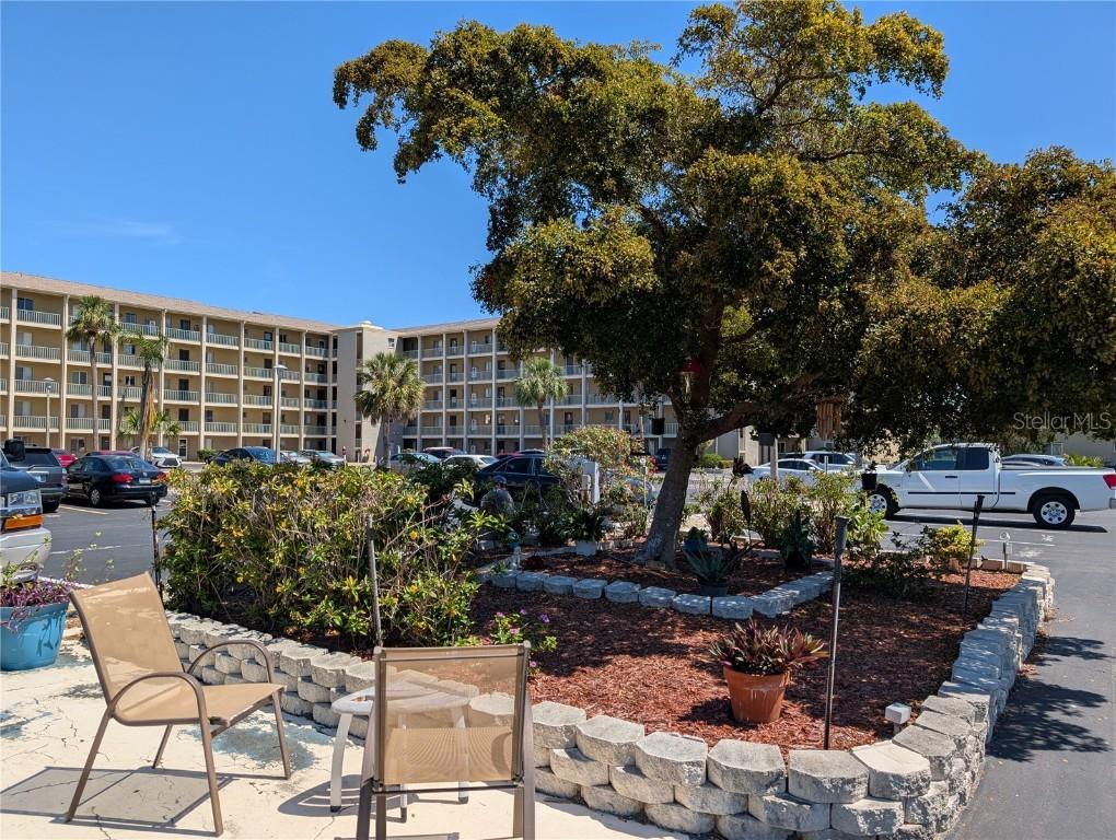 3660 Lake Bayshore Dr. #K-321, Bradenton, FL 34205