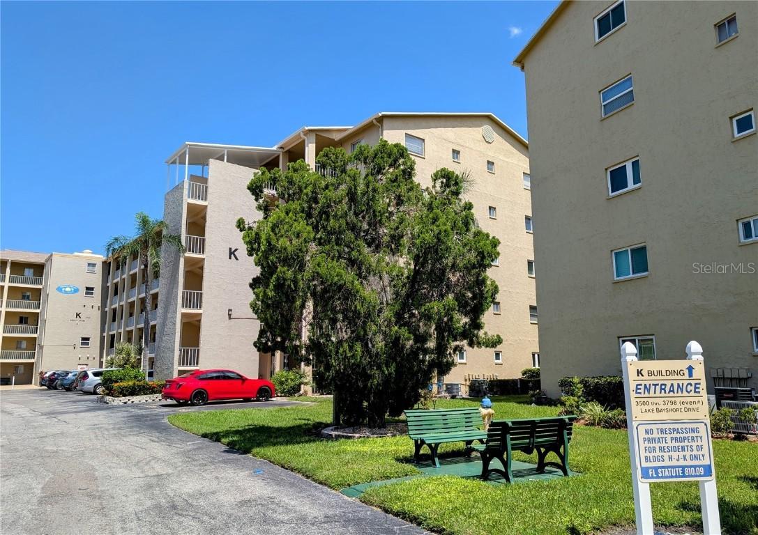 3660 Lake Bayshore Dr. #K-321, Bradenton, FL 34205