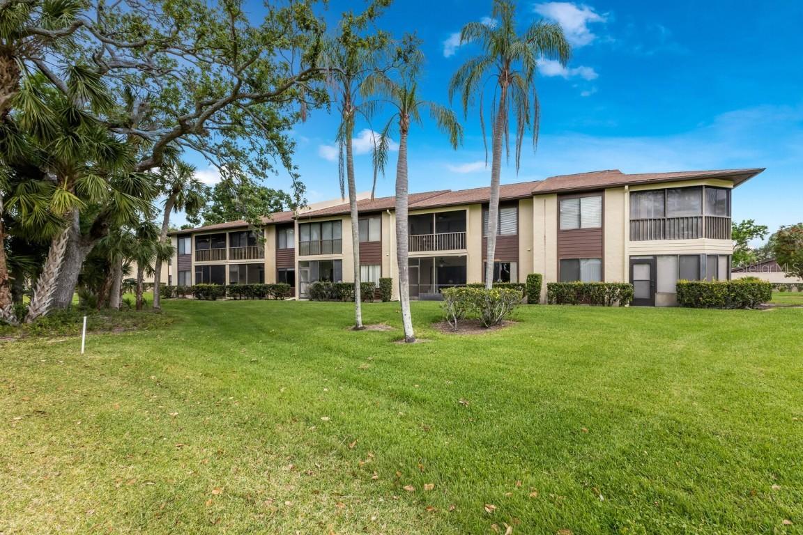 5729 Avista Dr., Sarasota, FL 34243