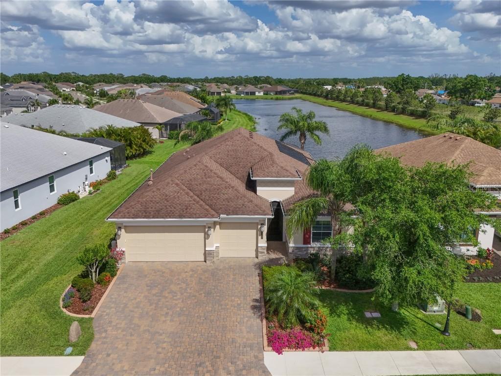 1017 Siberian Glen, Bradenton, FL 34212