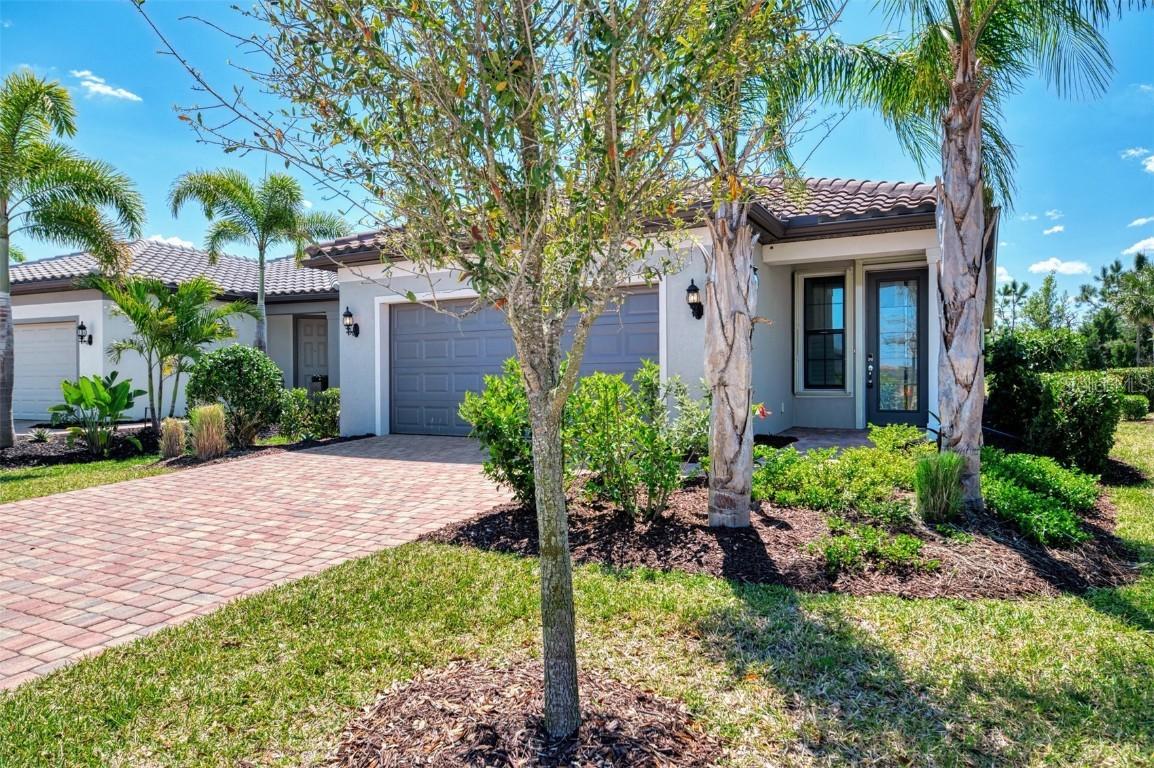 17714 Northwood Pl., Bradenton, FL 34202