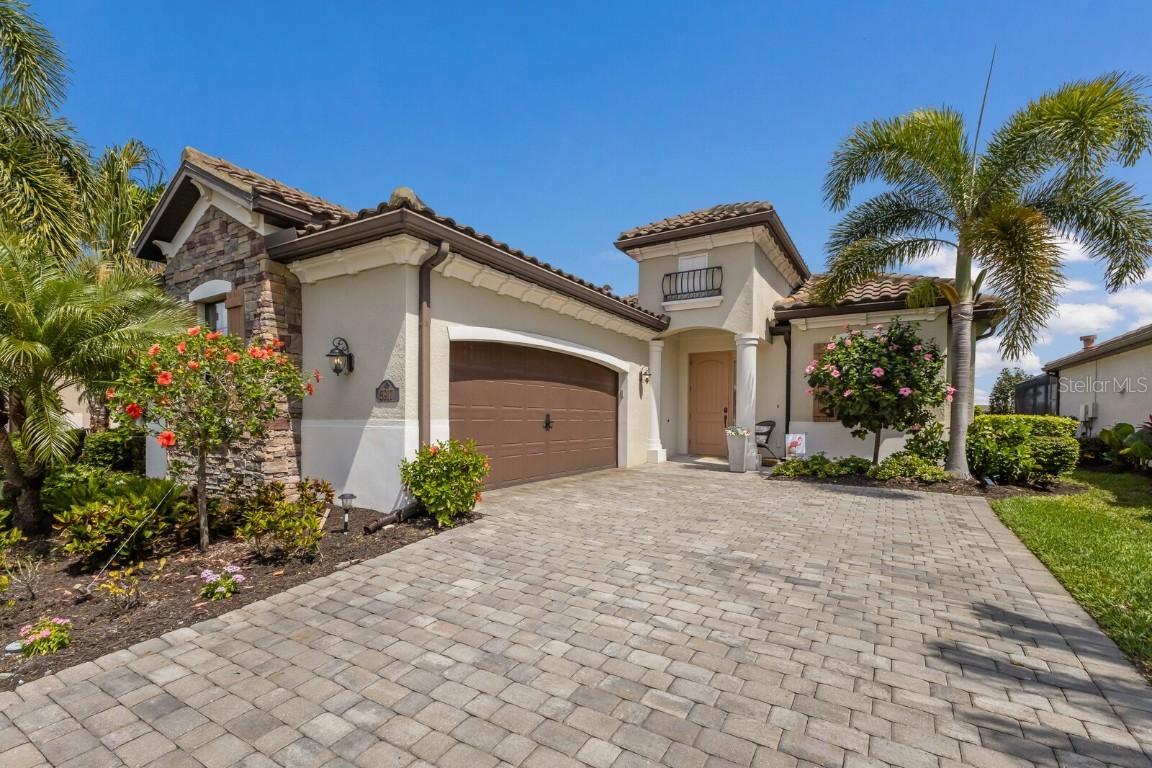 5917 Cessna Run, Lakewood Ranch, FL 34211
