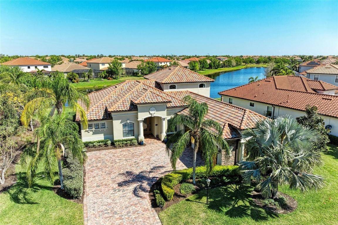 13107 Bridgeport Crossing, Lakewood Ranch, FL 34211