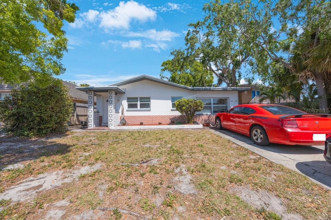 1266 Santa Rosa St., Clearwater, FL 33756