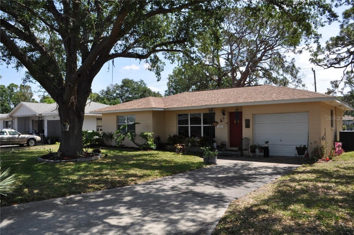1711 W 30th St., Bradenton, FL 34205