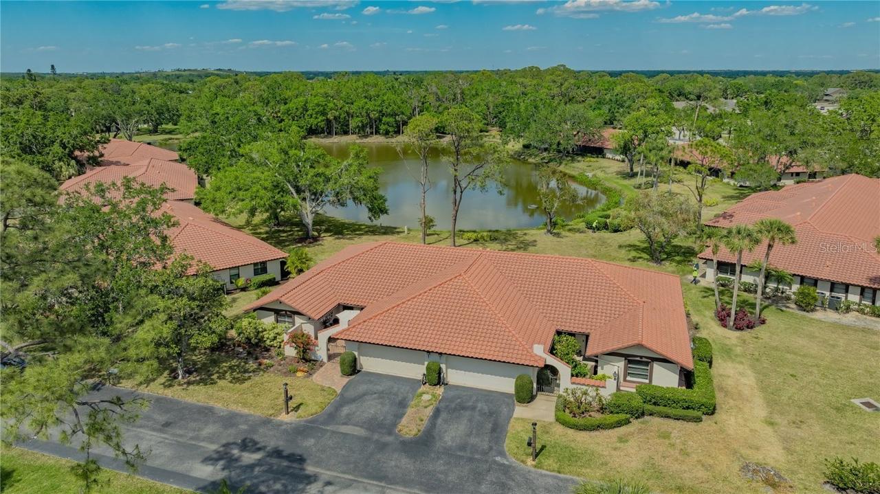 7269 Golf Pointe Way, Sarasota, FL 34243
