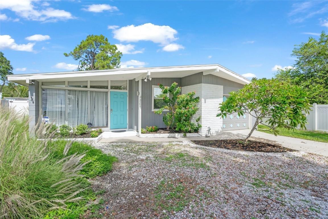 4801 Sarasota Ave., Sarasota, FL 34234
