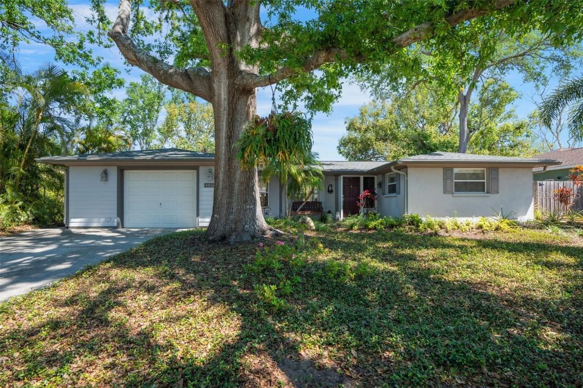 4806 Capri Ave., Sarasota, FL 34235