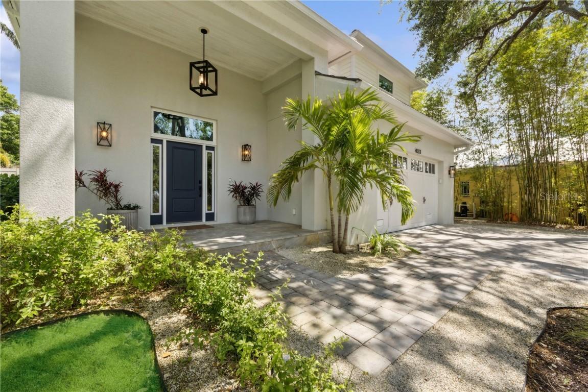 4013 Red Rock Ln., Sarasota, FL 34231