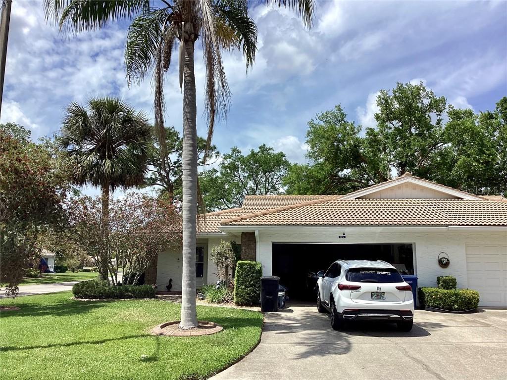 5714 Garden Lakes Dr., Bradenton, FL 34203