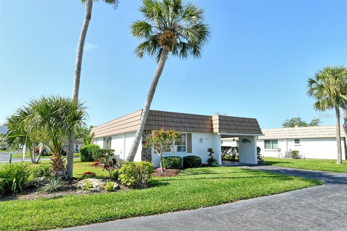 2752 Riverbluff Pl. #66, Sarasota, FL 34231