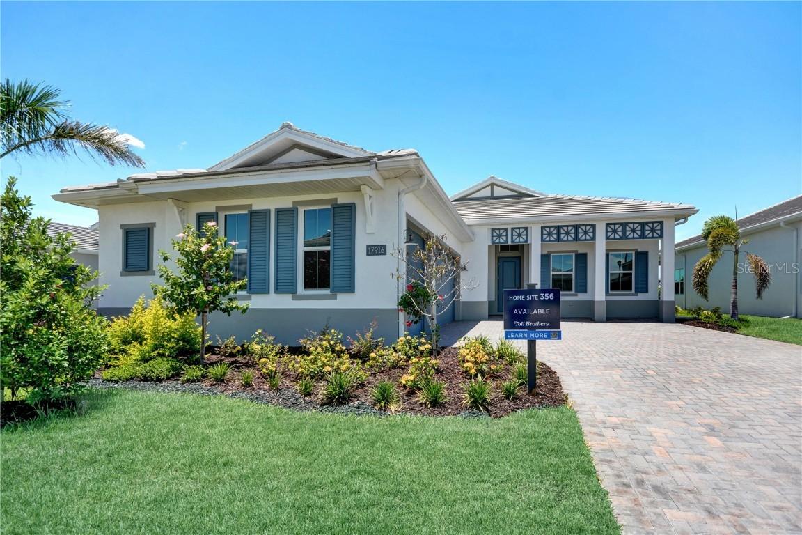 17916 Palmiste Dr., Bradenton, FL 34202
