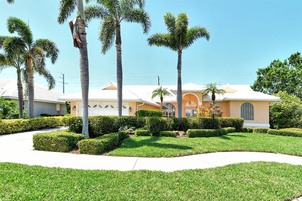 6392 Woodbirch Pl., Sarasota, FL 34238