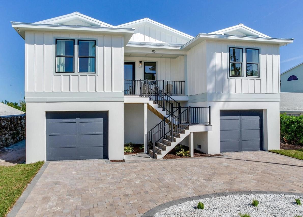 8555 Heron Lagoon Cir., Sarasota, FL 34242