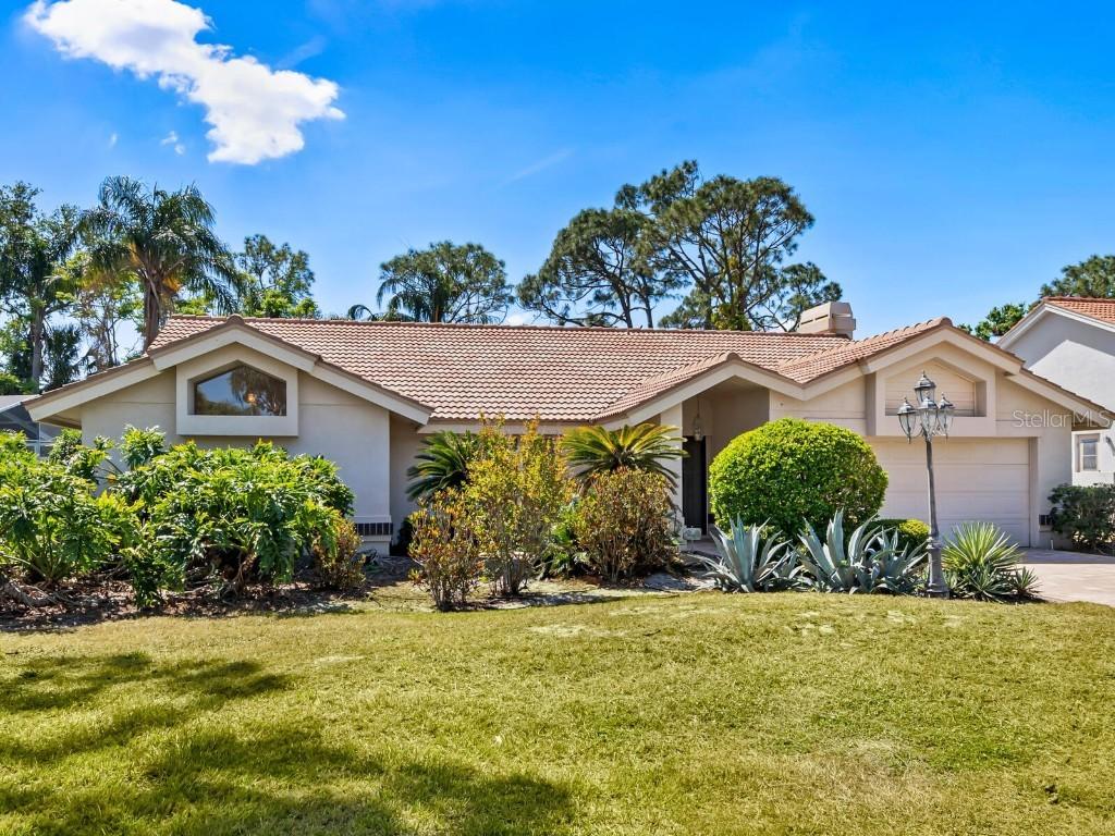 3786 Surrey Ln., Sarasota, FL 34235